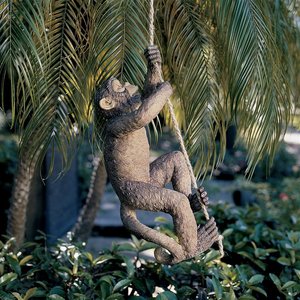 Makokou the Climbing Monkey Statue